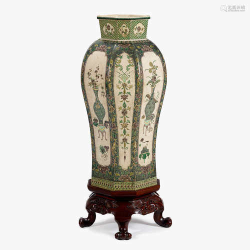 A large Chinese famille verte enameled porcleian 'Qing gong tu' hexagonal vase, kangxi period