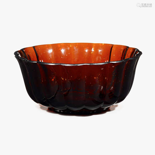 A Chinese amber glass lobed bowl with everted rim, 18th century