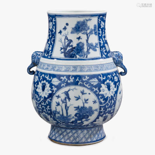 A Chinese blue and white porcelain 'Hu' vase with elephant twin handles, 19th century