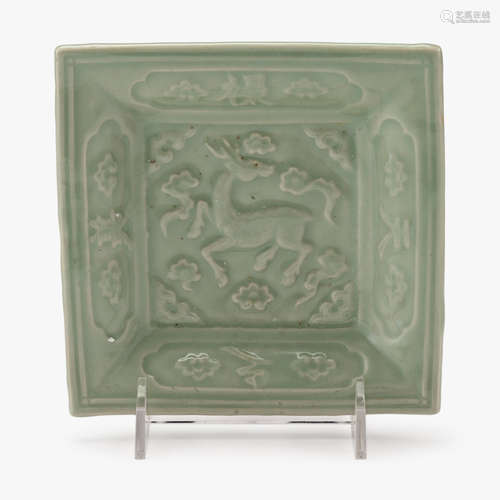 A Chinese celadon glazed stoneware square plate with deer design, yuan dynasty