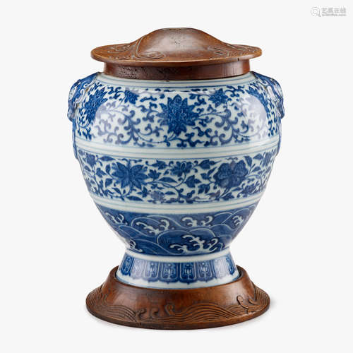 A Chinese blue and white porcelain 'Hu' baluster vase, daoguang six character seal mark and of the period