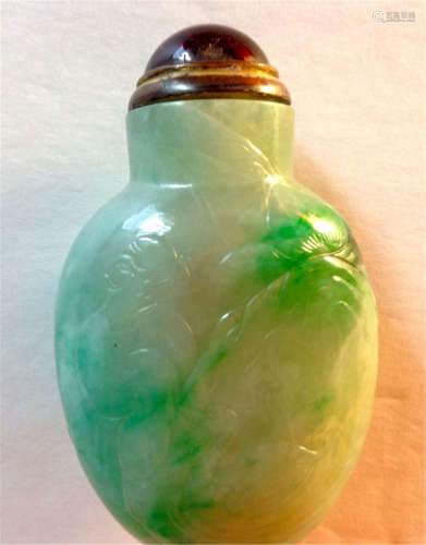 Chinese Carved Natural Jadeite Snuff Bottle