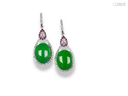 A PAIR OF TRANSLUCENT JADEITE JADE DIAMOND EARRINGS