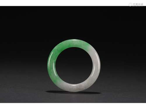 A JADEITE BANGLE