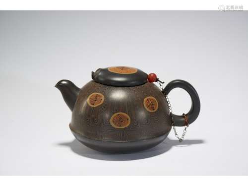 A PAINTED YIXING TEAPOT