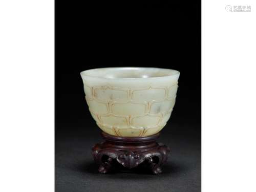 A WHITE JADE 'LOTUS' WINE CUP