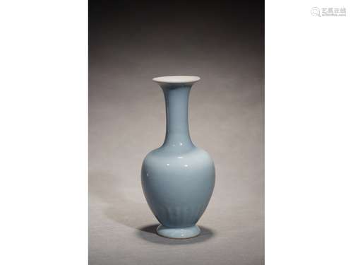 A CLARE-DE-LUNE BLUE GLAZE VASE