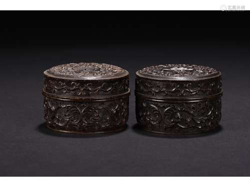 A PAIR OF ZITAN CIRCULAR BOX AND COVER