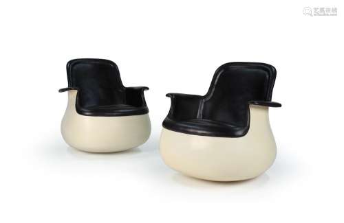 Marc HELD (né en 1932) & KNOLL INTERNATIONAL (éditeur)Paire de fauteuils modèle « Culbuto », cr