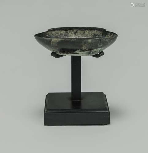 Han -  A Bronze Duoble Handle Cup With Stand