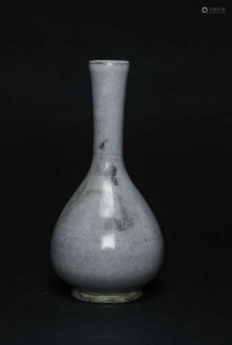 A Chinese Junyao Straight Neck Vase