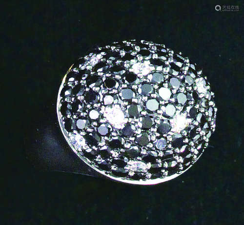 18k 白金 黑宝石 钻石 戒指