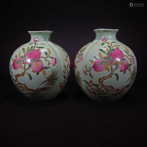 QING D., A PAIR OF FAMILLE ROSE BOTTLES