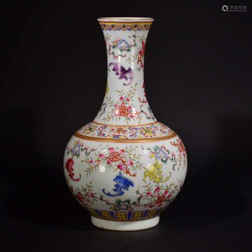 GUANGXU MARK, A FAMILLE-ROSE VASE WITH OUTLINE IN GOLD