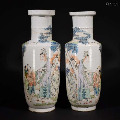 REPUBLIC PERIOD, A PAIR OF LIGHT FAMILLE ROSE VASES