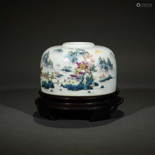 QING D., A FAMILLE ROSE LANDSCAPE FIGURAL WASHER