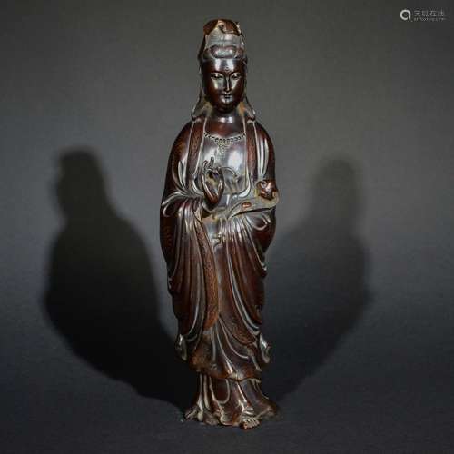 QING D., A GILT BRONZE BUDDHA OF GUANYIN