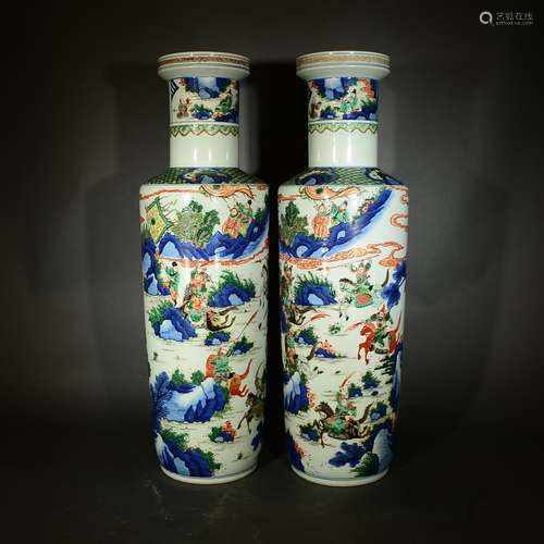 QING D., A PAIR OF WUCAI FIGURAL VASES