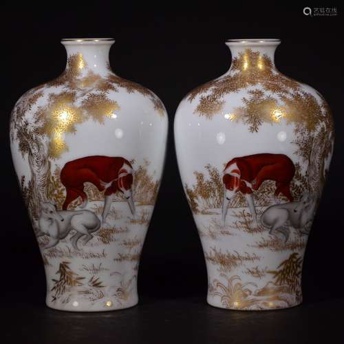 QIANLONG MARK, A PAIR OF COPPER RED MEIPING VASES