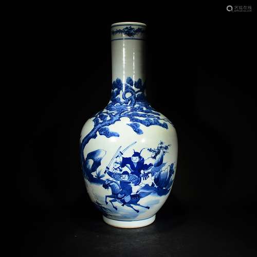 QING D., A BLUE AND WHITE LONG NECK VASE