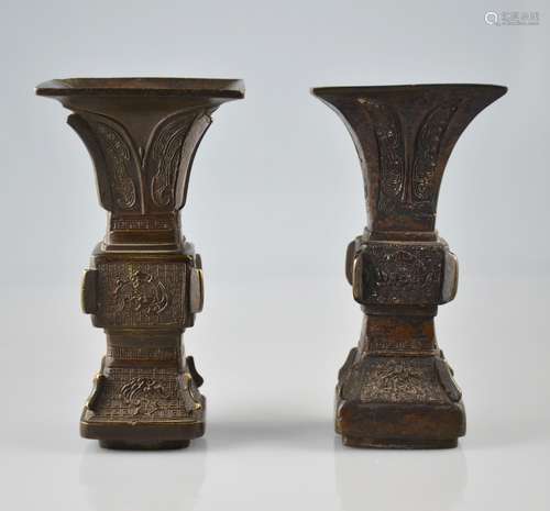 MING OR LATER, A PAIR OF BRONZE CHU JI ZUN OF DRAGON PATTERN VESSELS