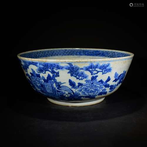 QING D., A BLUE AND WHITE MASSIVE BOWL