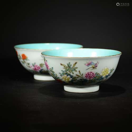 QING D., A PAIR OF FAMILLE ROSE BOWLS