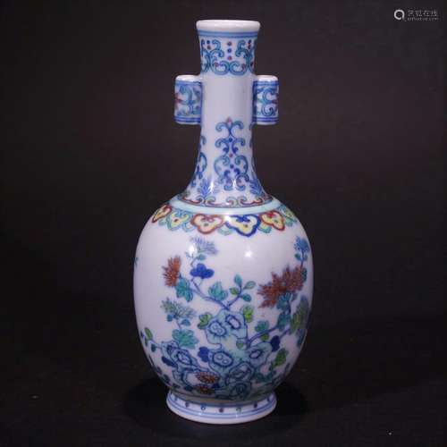 QIANLONG MARK, DOUCAI FLOWER VASE