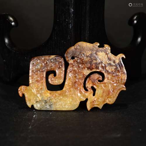 WARRING STATES PERIOD, A JADE DRAGON PENDANT