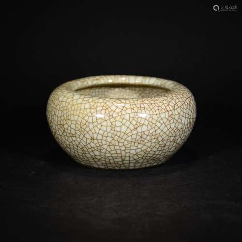 QING D., A GUAN WARE STYLE WATER CUP