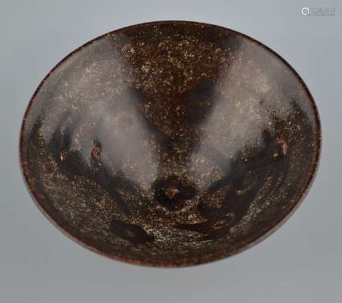 SONG D., A JIZHOU-KILN BOWL IN HAT SHAPE