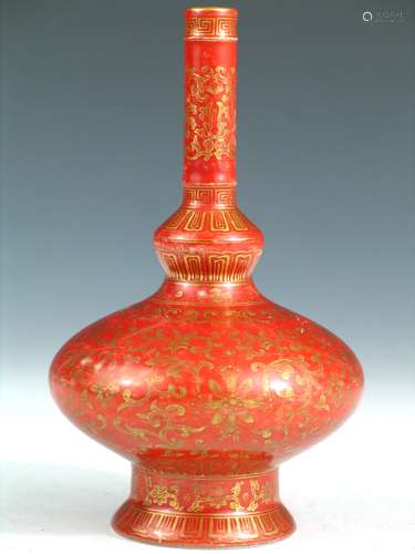 Chinese Imperial Coral Red and Gilted Flower Porcelain Vase, Jiaqing Iron Red Mark.