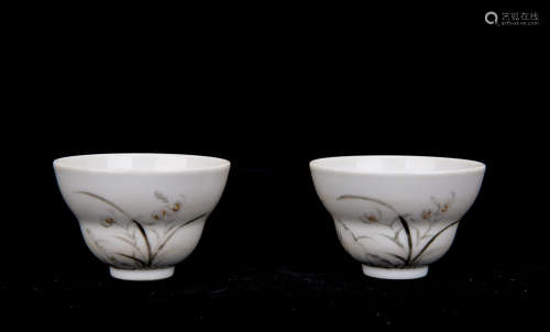Pair of Grisaille Porelain Cups