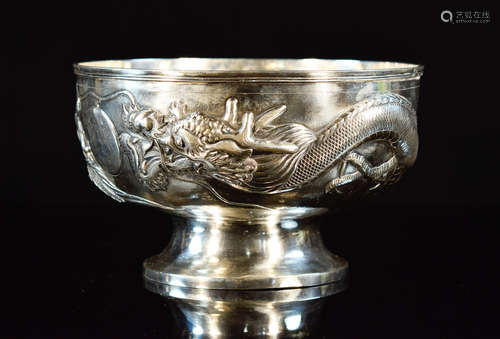 Chinese Export Silver Bowl with Dragon Motif