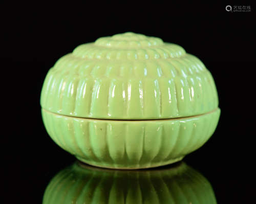 Chinese Lime Green Porcelain Scholar Seal Paste Box