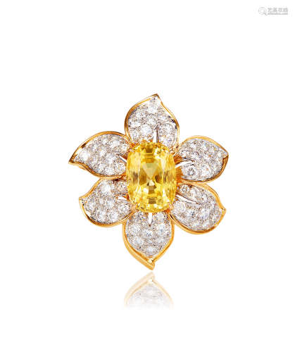Oscar Heyman设计黄色刚玉配钻石戒指，未经加热