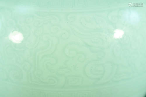 Chinese Celadon Porcelain Vase with incised Decoration