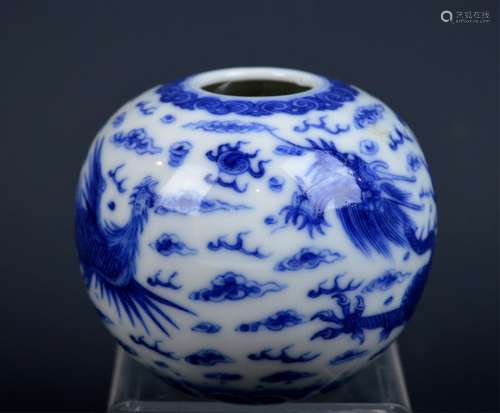 Chinese Underglaze Blue Dragon & Phoenix Water Jar