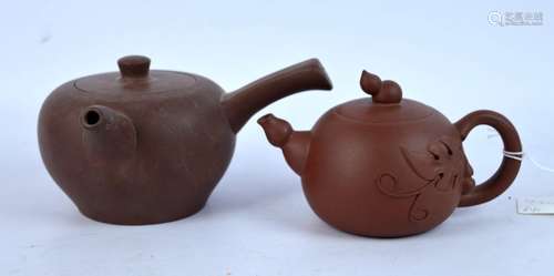 2 Chinese Yixing Teapots and Covers