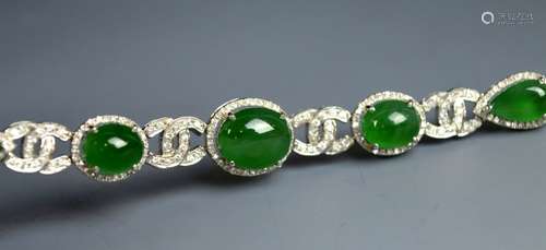 Natural Jadeite, Diamond & 18K Gold Bracelet