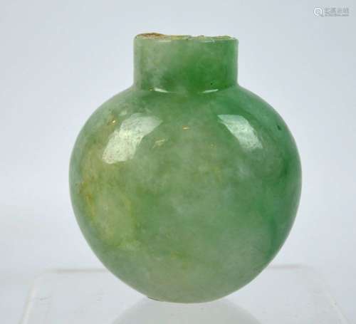 18 Century Chinese Translucent Jadeite Snuff