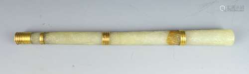 Chinese Serpentine Jade Fly-wisk Handle in Gold