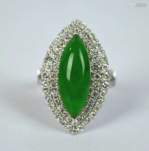 Fine Natural Jadeite Cabochon in White Gold 