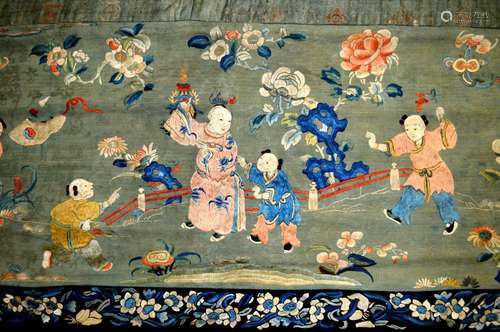 Fine Long 18th C Chinese Silk Embroidery