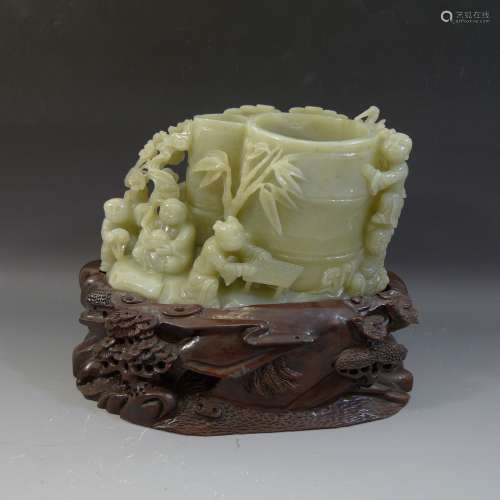 LARGE CHINESE ANTIQUE HETIAN JADE CARVED BRUSH POT QING DYNASTY