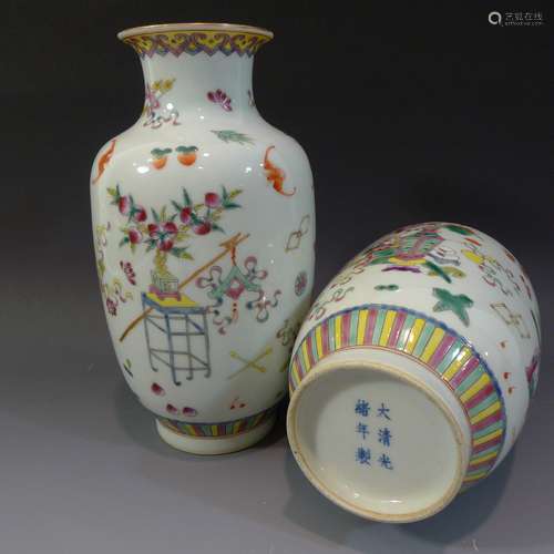 PAIR ANTIQUE CHINESE FAMILLE ROSE PORCELAIN VASE GUANGXU