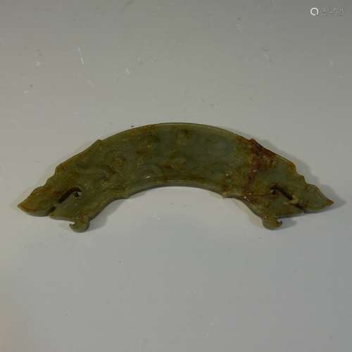 ANTIQUE CHINESE JADE HUANG - SONG TO MING DYNASTY