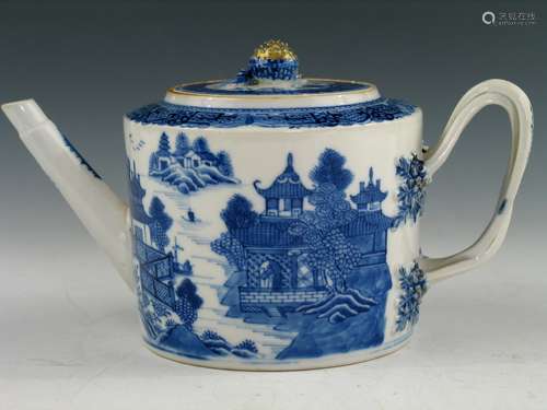 Chinese Export Blue and White Porcelain Teapot, 18th Century.