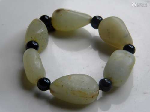 Antique Chinese Nephrite Jade Pebble Bracelet