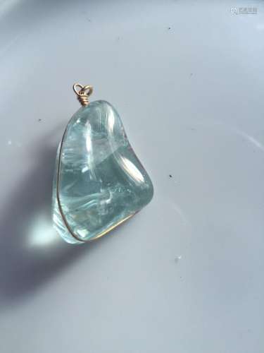 14K Gold Aquamarine Pendant